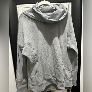 Lululemon rest day pullover